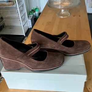 Rockport Walk-Dry Suede Shoes, Sz.8
